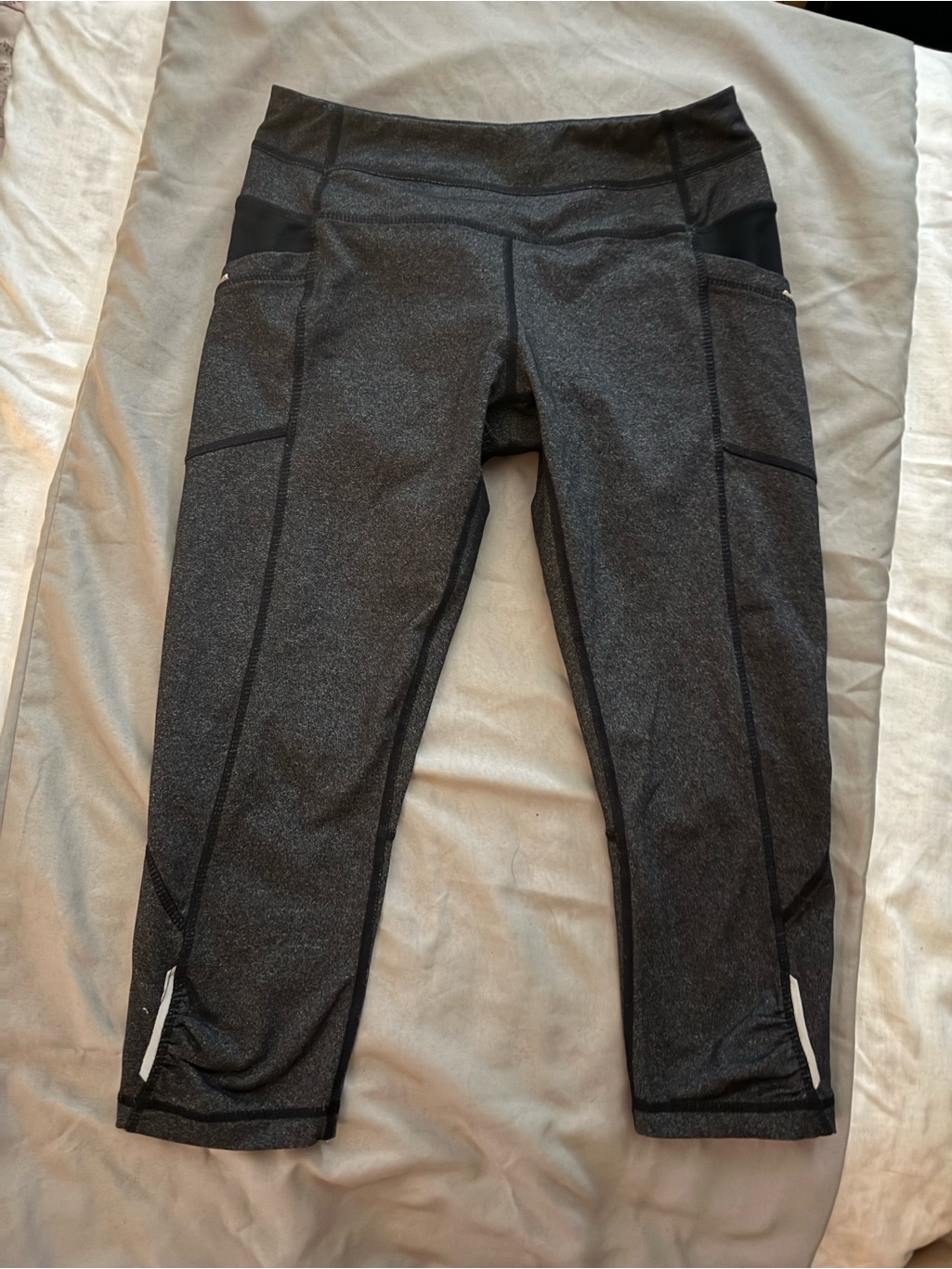 Heathered Performance Cropped Leggings | Pocket Athletic Pants